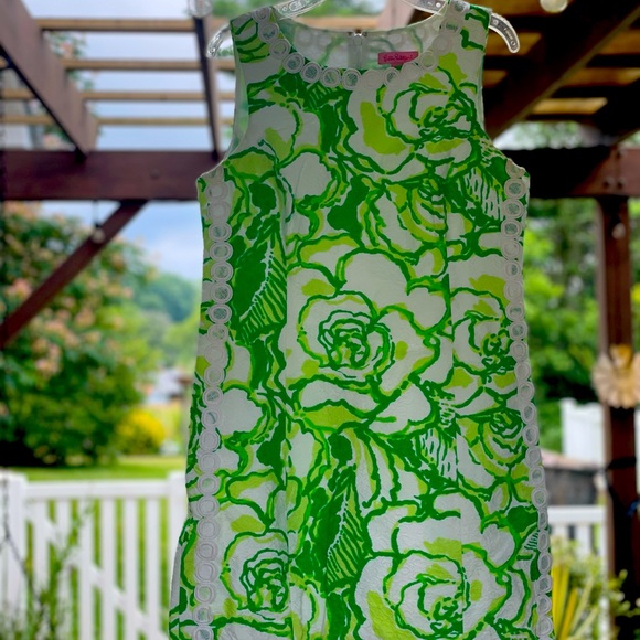 Lilly Pulitzer dress green and white worn once - Picture 1 of 7